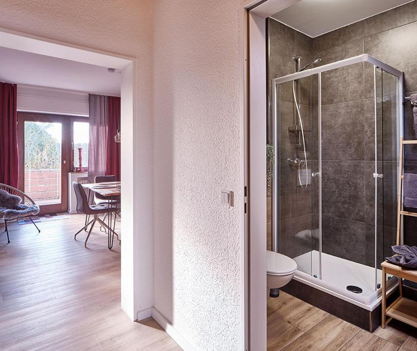 Katarinas House Mit 2 Fewo Stilvoll, Gemuetlich & Zentral Boxspringbett, Parkplatz, Balkon Oder Garten Moers Luaran gambar